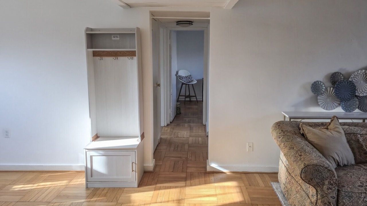 Photo of Livingroom in Belle Haven