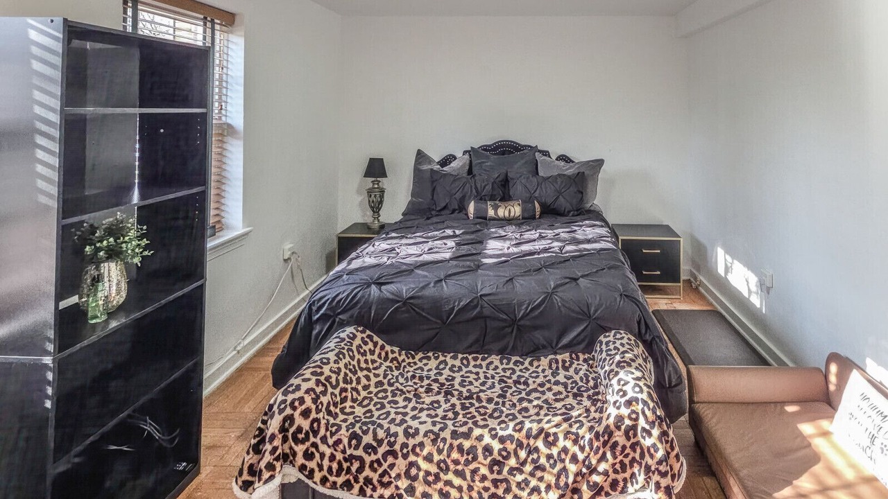 Photo of Bedroom in Belle Haven