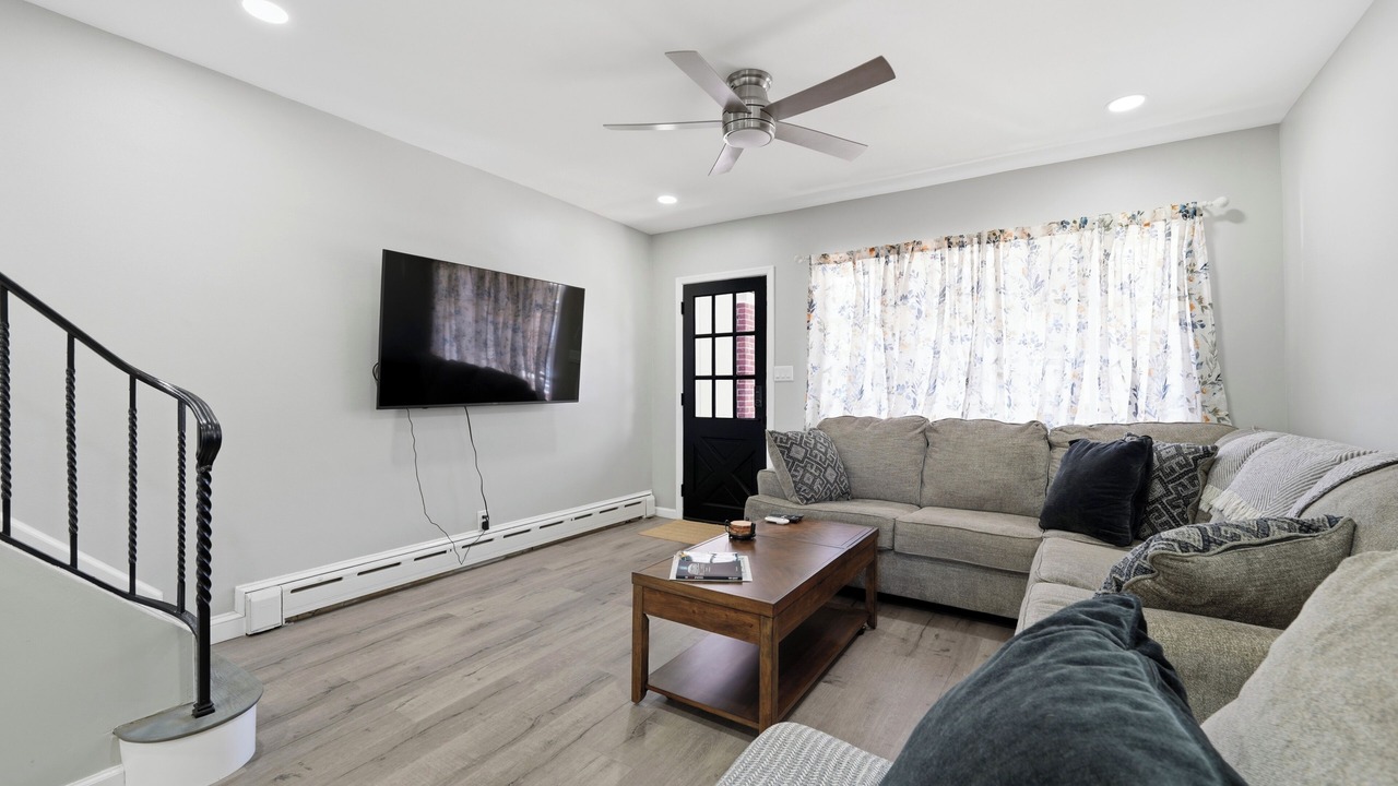 Photo of Livingroom in South Philadelphia