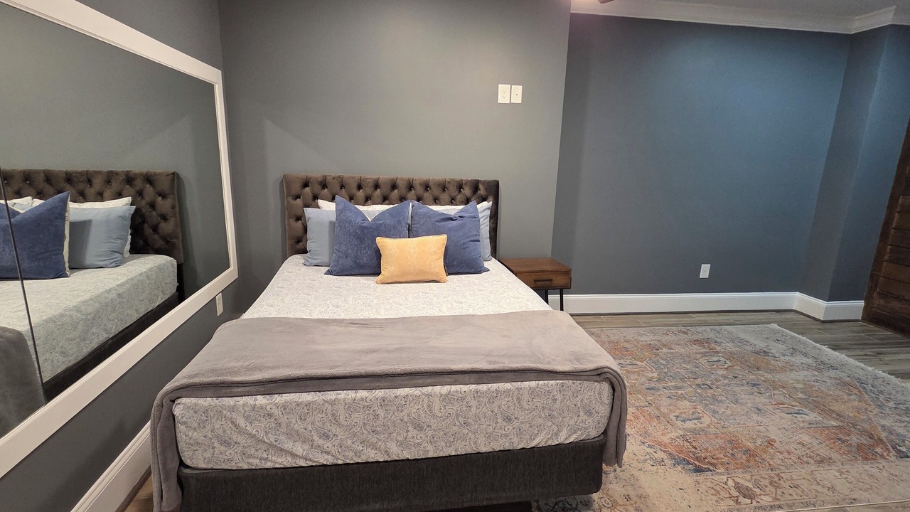 Photo of Bedroom in Linton Hall