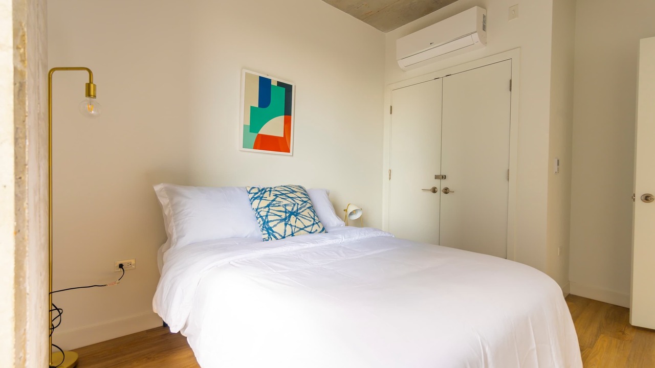 Photo of Bedroom in River North