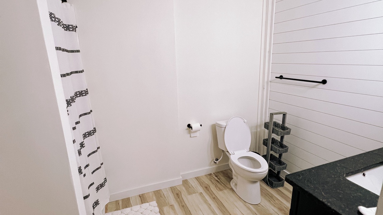 Photo of Bathroom in Madisonville