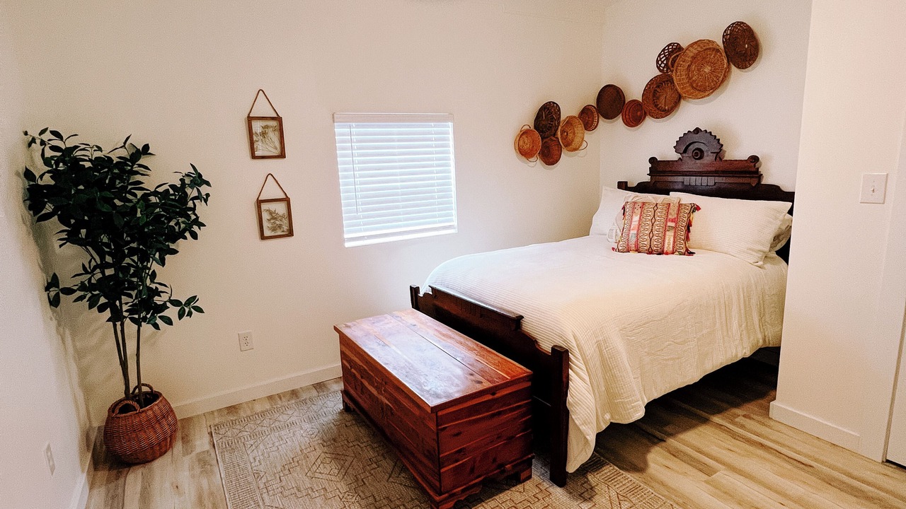 Photo of Bedroom in Madisonville