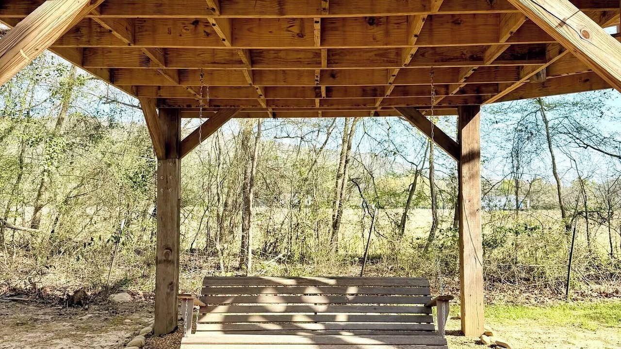 Photo of Outdoor in Cedar Bluff
