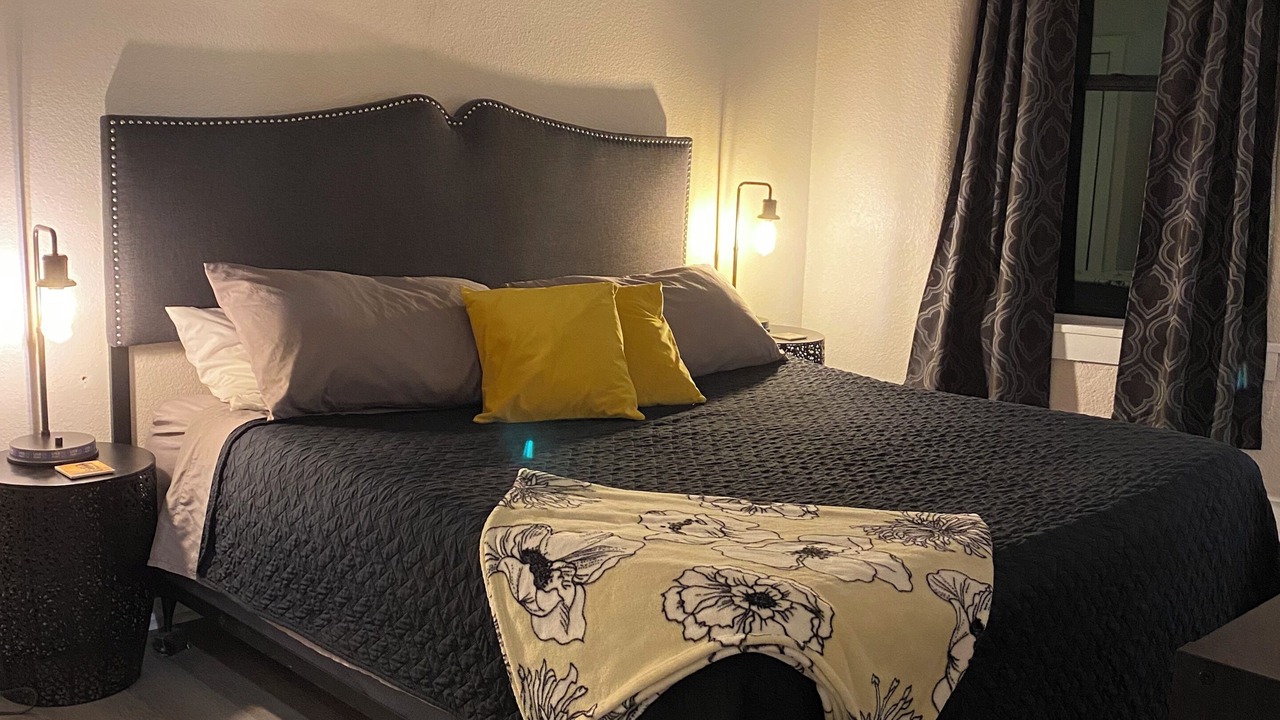 Photo of Bedroom in Hot Springs