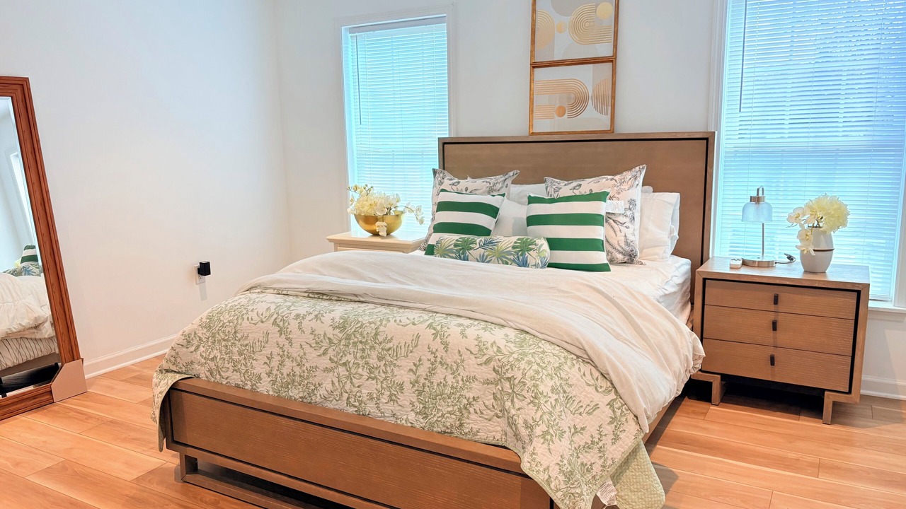 Photo of Bedroom in Town Bank