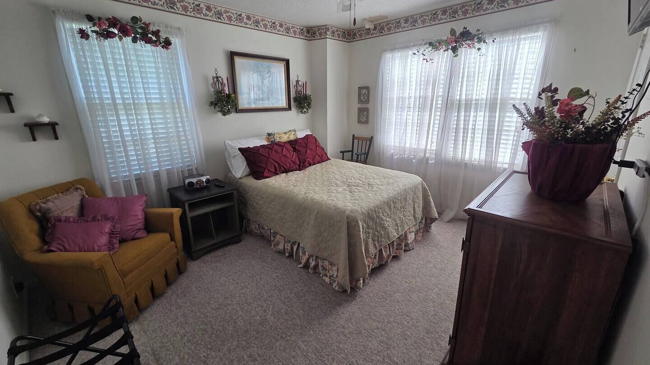 Photo of Bedroom in Albertville