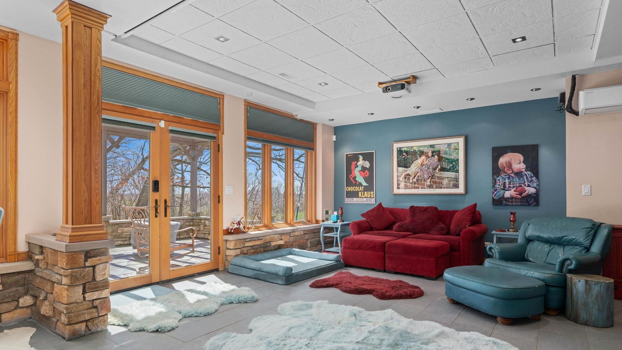 Photo of Livingroom in Marengo