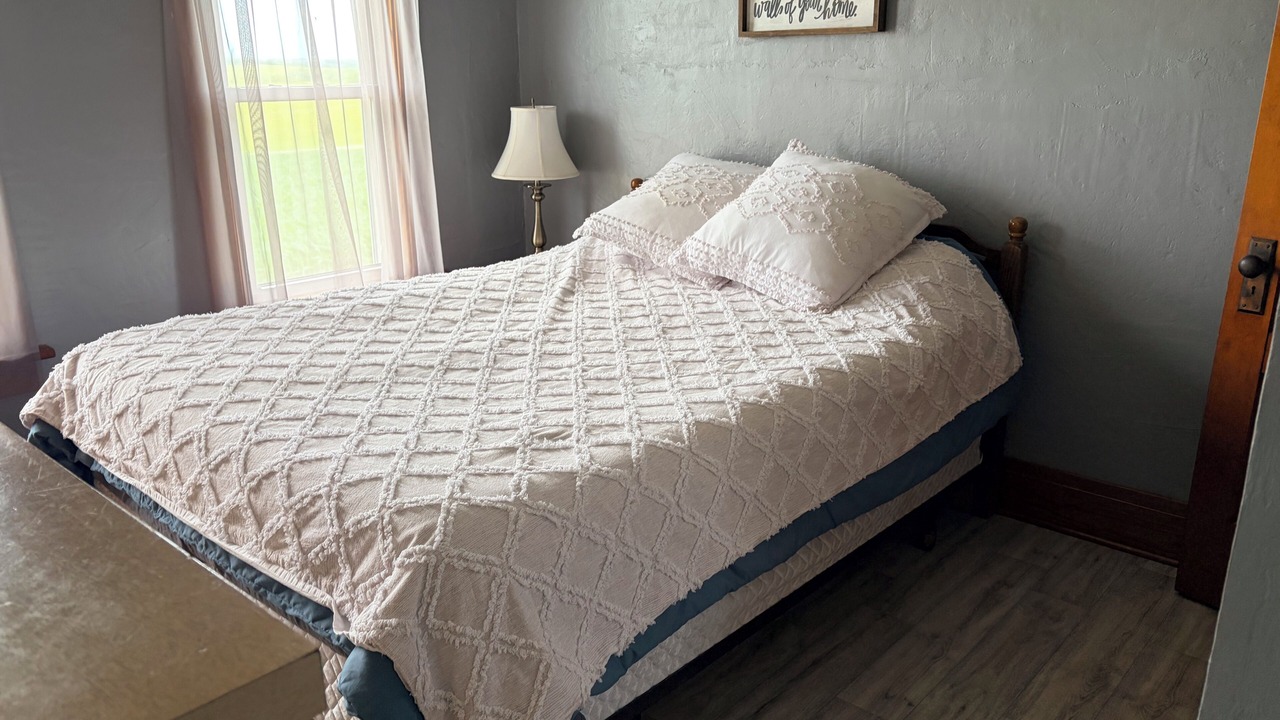 Photo of Bedroom in Pella