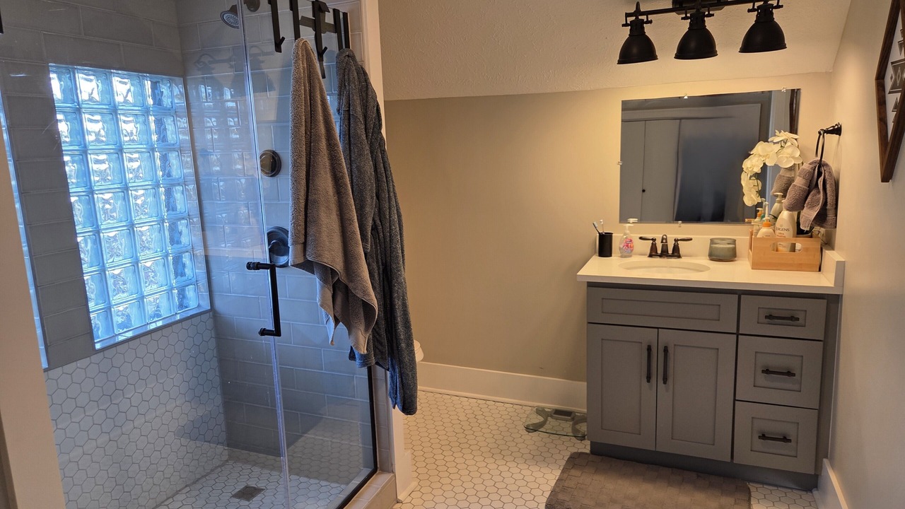 Photo of Bathroom in Benson