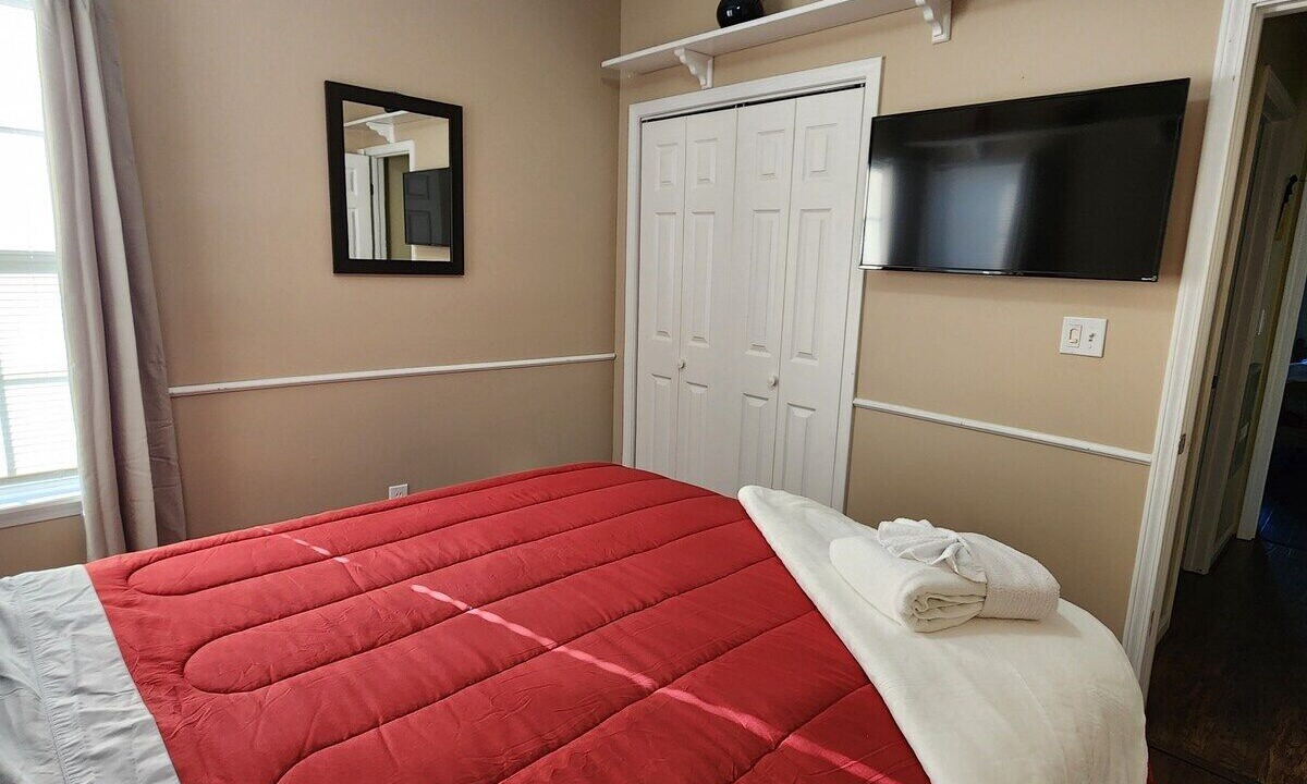 Photo of Bedroom in Canton