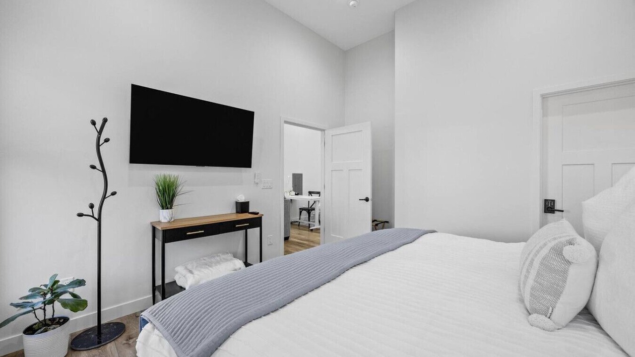 Photo of Bedroom in Oakdale
