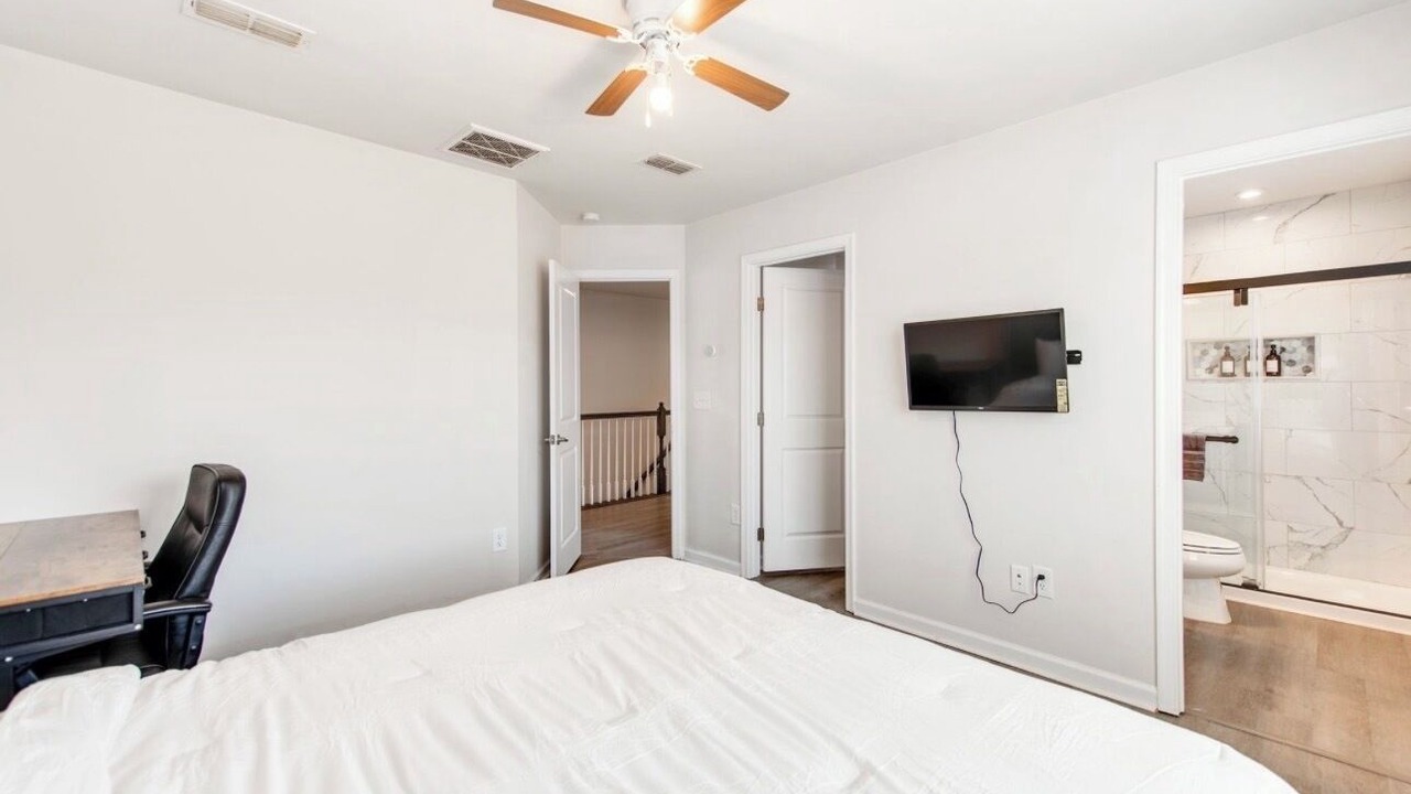 Photo of Bedroom in Monroe