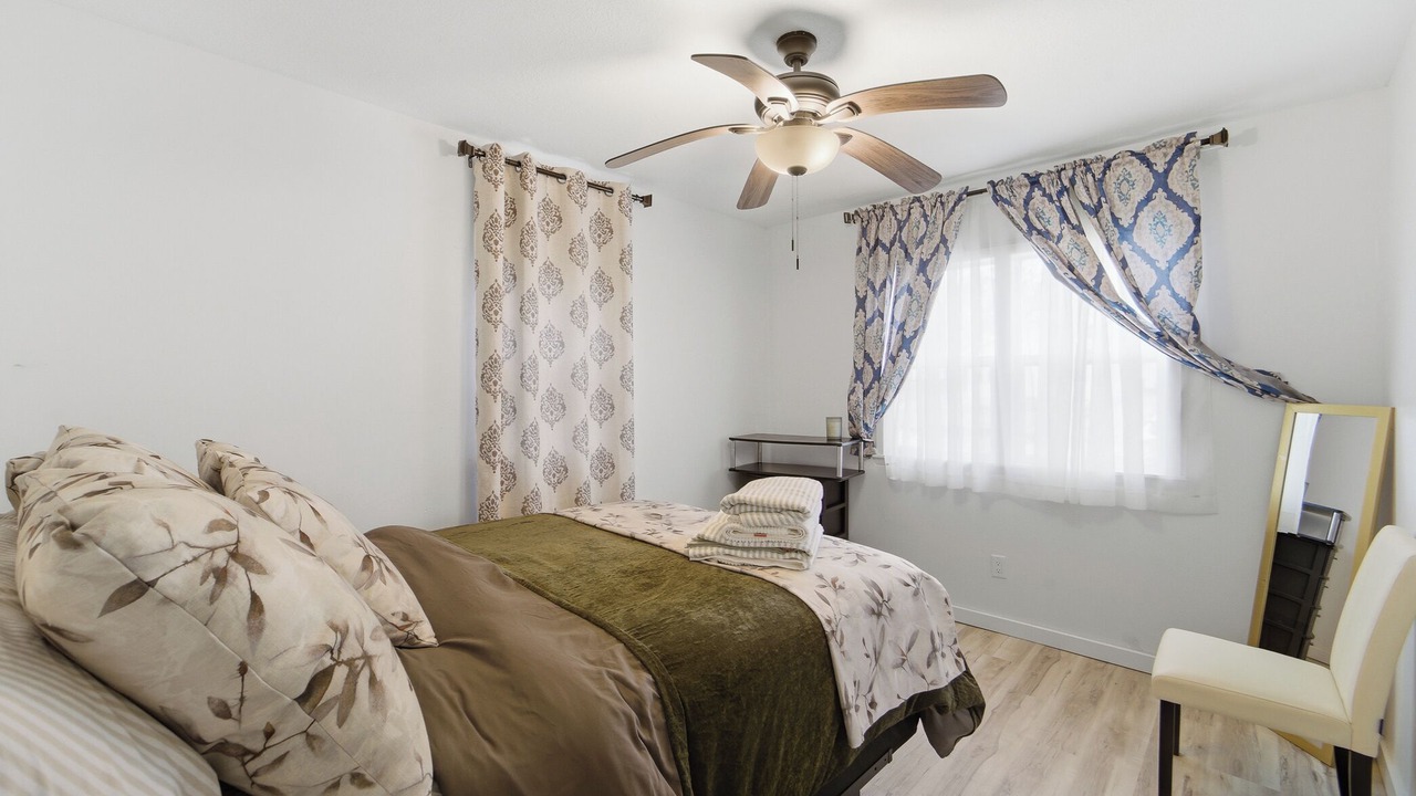 Photo of Bedroom in Des Moines