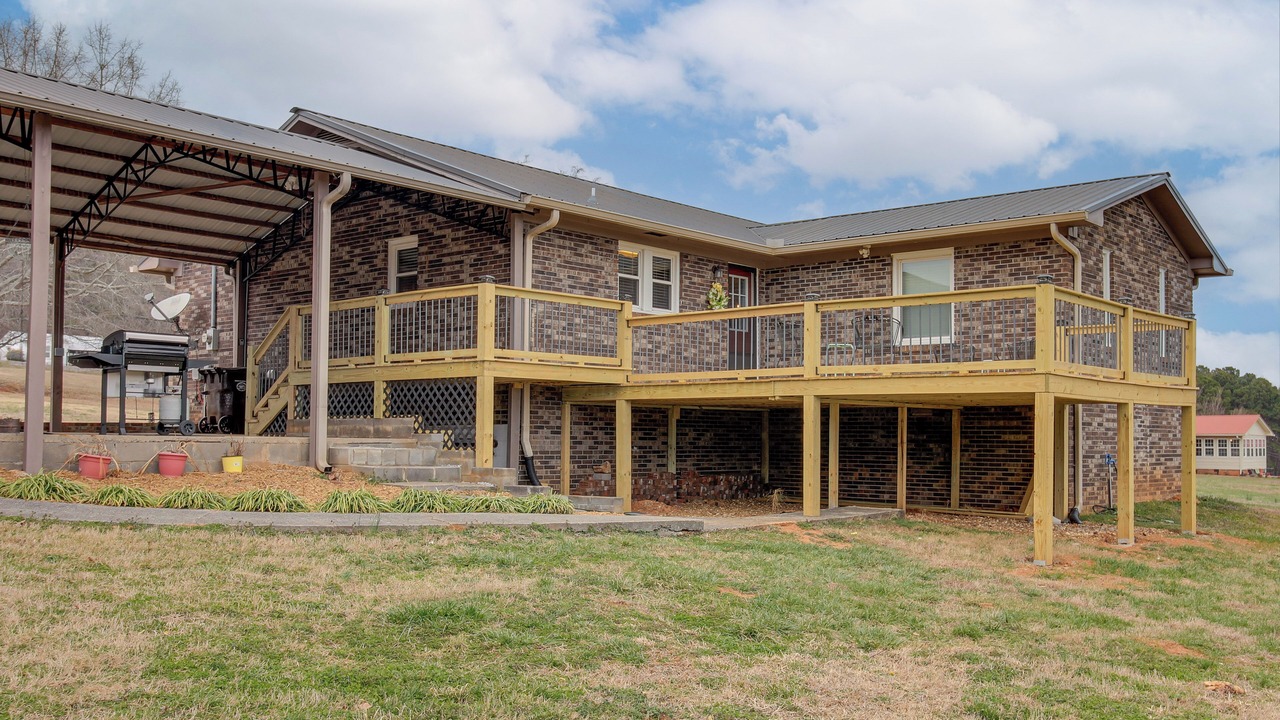 Photo of Outdoor in Groveoak