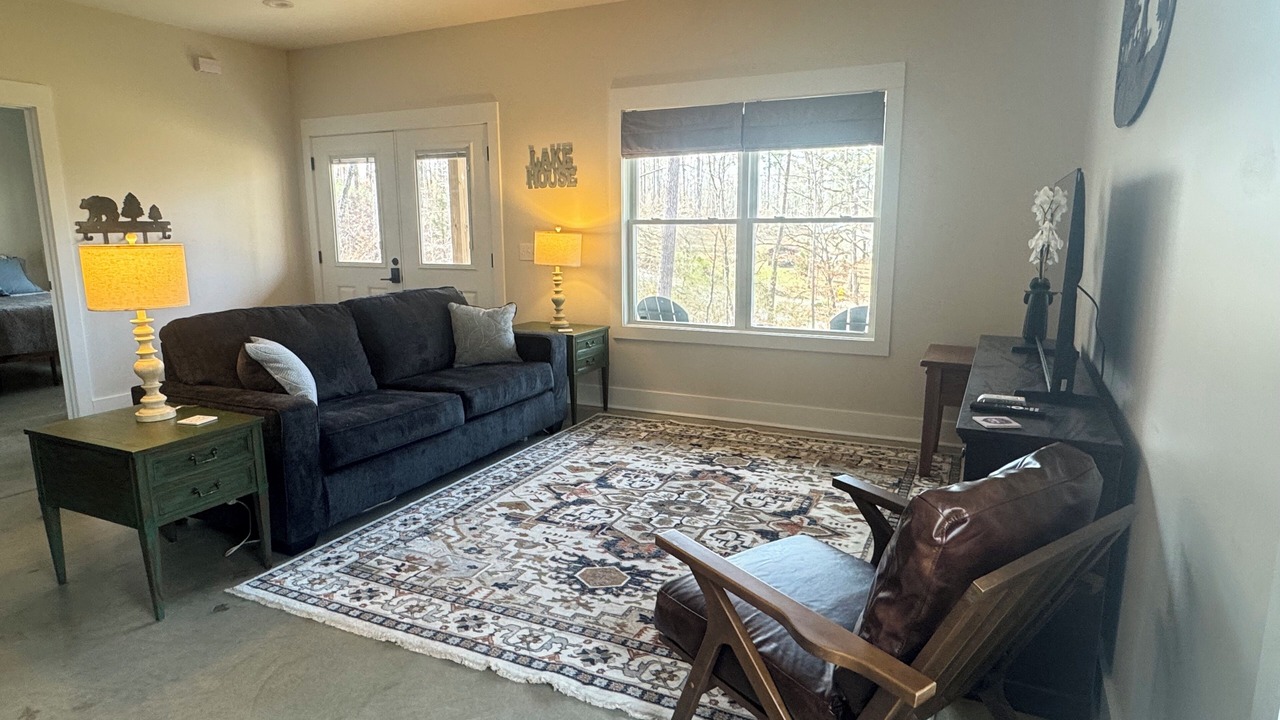 Photo of Livingroom in Crane Hill