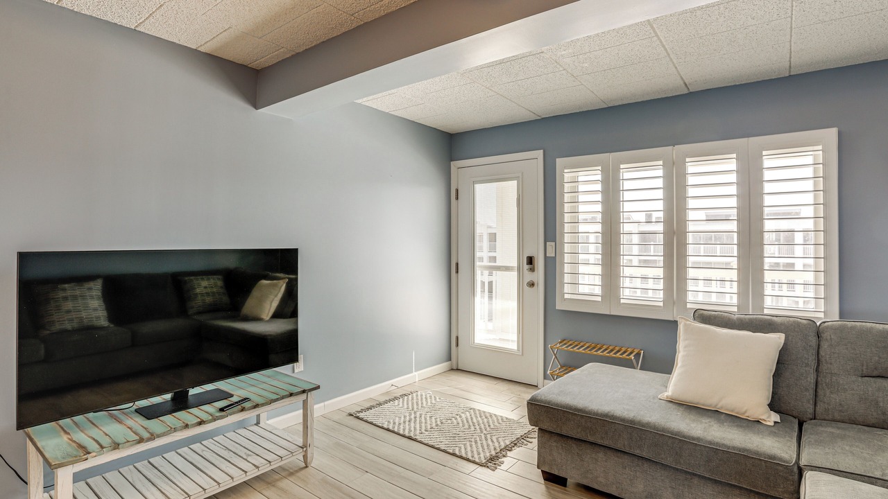 Photo of Livingroom in Mantoloking