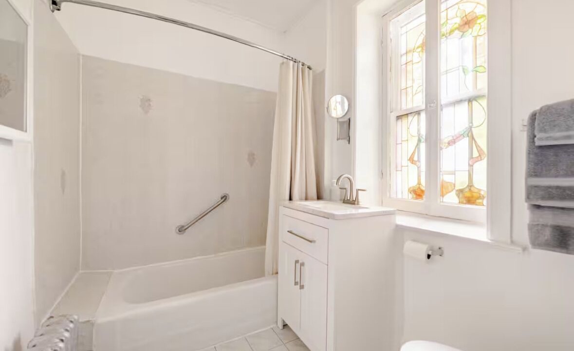 Photo of Bathroom in Crown Heights