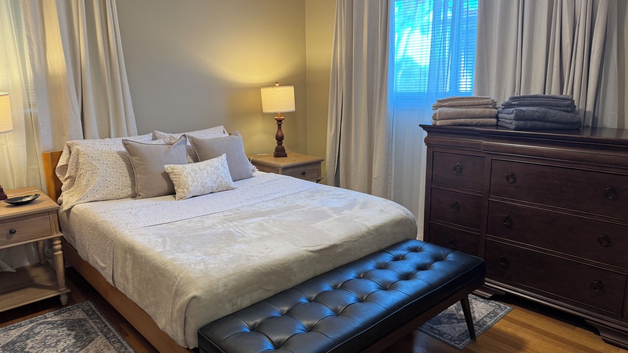 Photo of Bedroom in Skokie