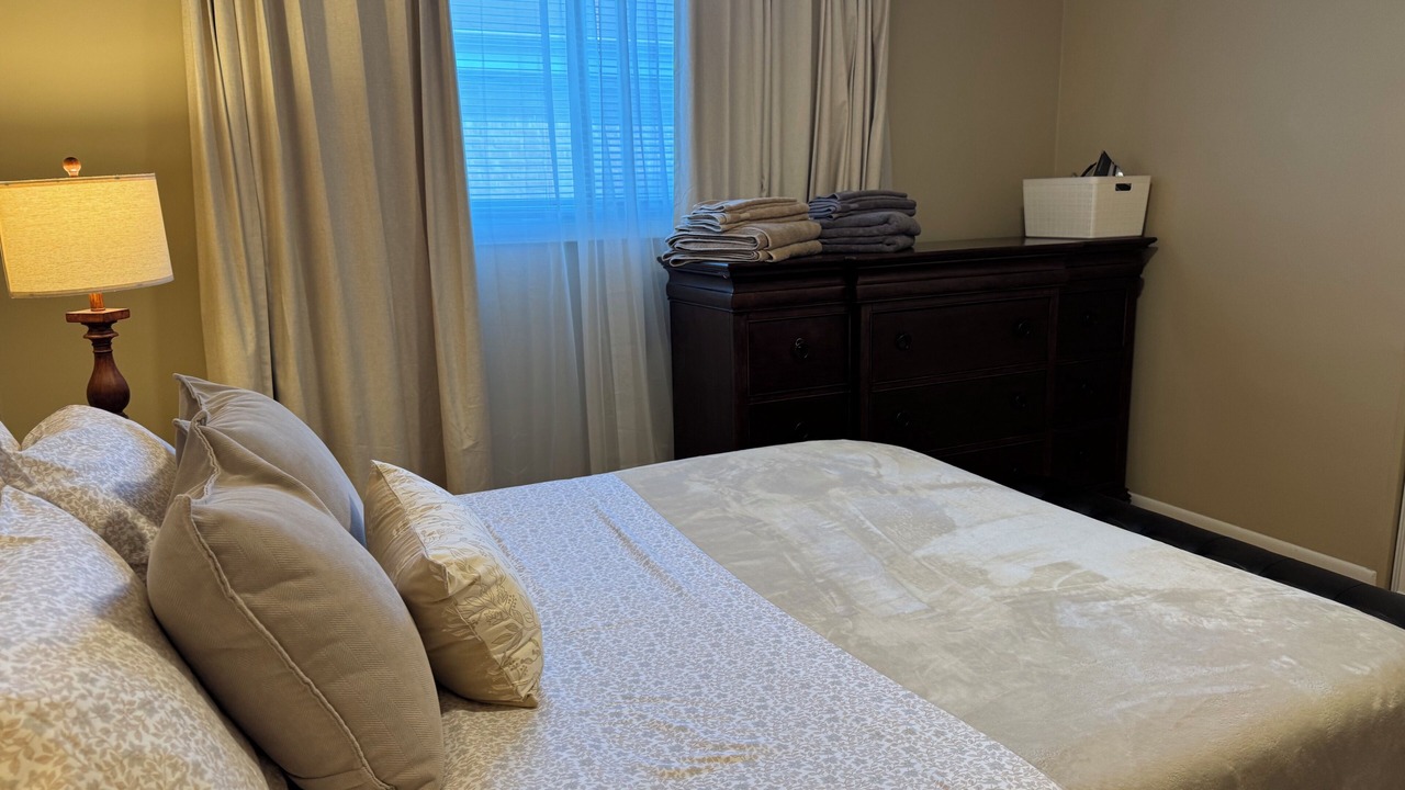 Photo of Bedroom in Skokie