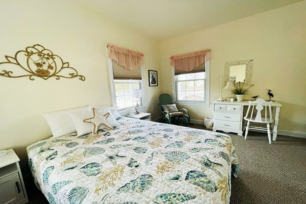 Photo of Bedroom in Town Bank