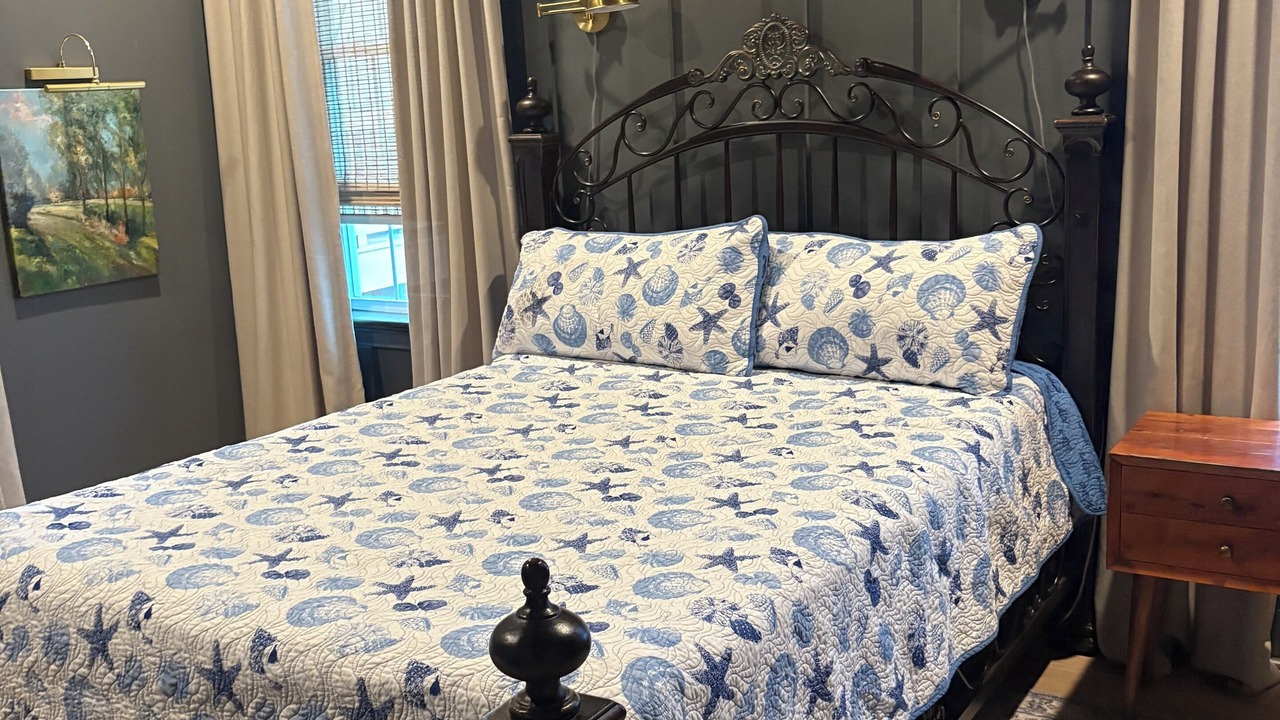 Photo of Bedroom in Guntersville