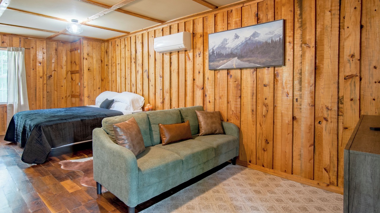 Photo of Bedroom in Rising Fawn