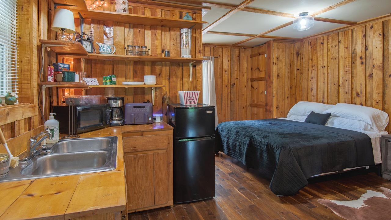 Photo of Bedroom in Rising Fawn