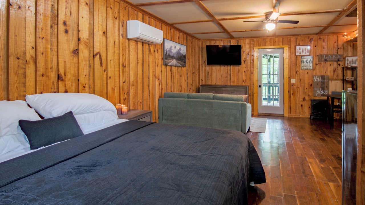 Photo of Bedroom in Rising Fawn