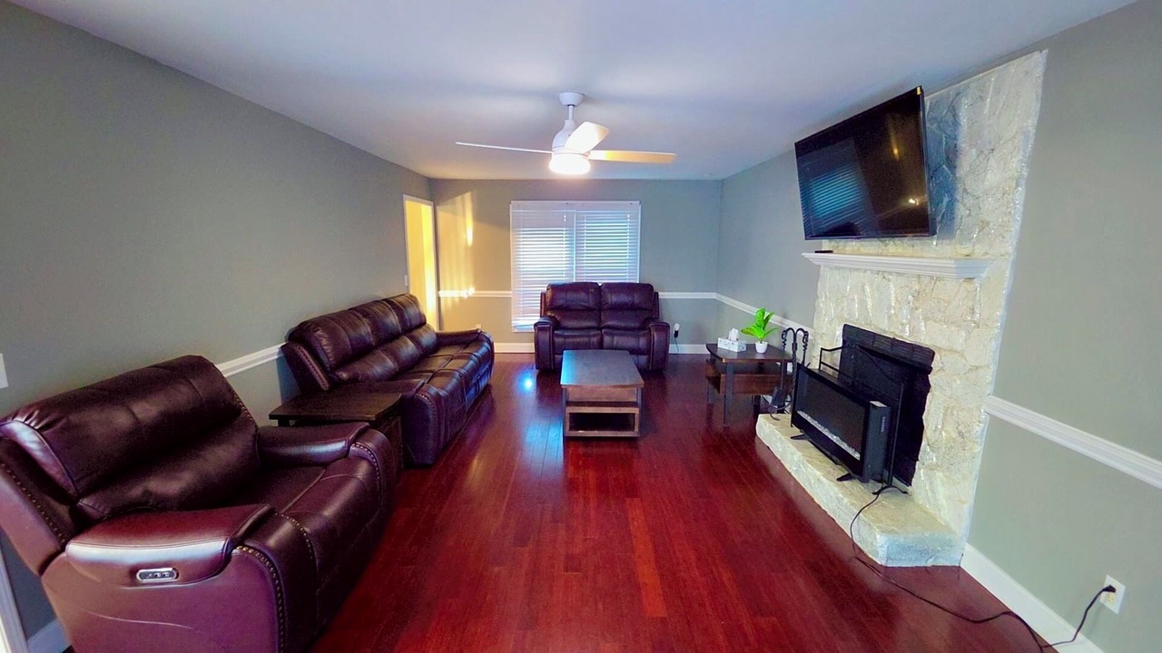 Photo of Livingroom in Fayetteville