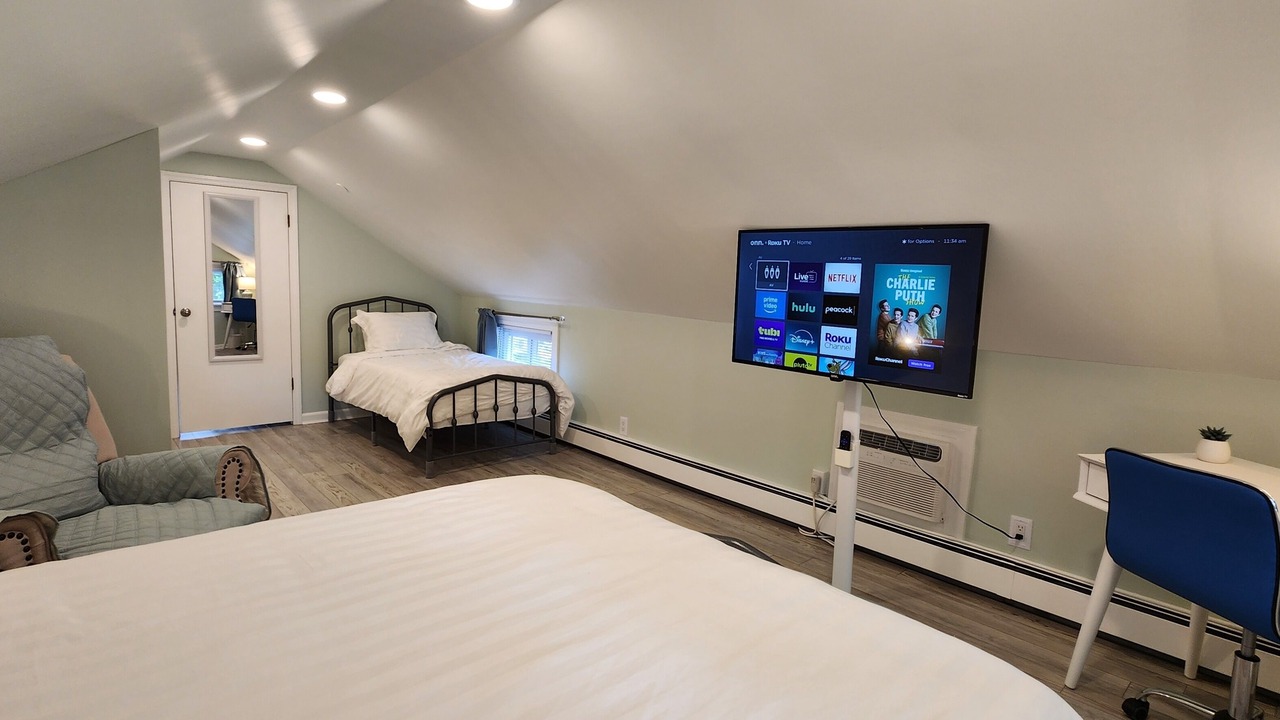 Photo of Bedroom in Woodbridge