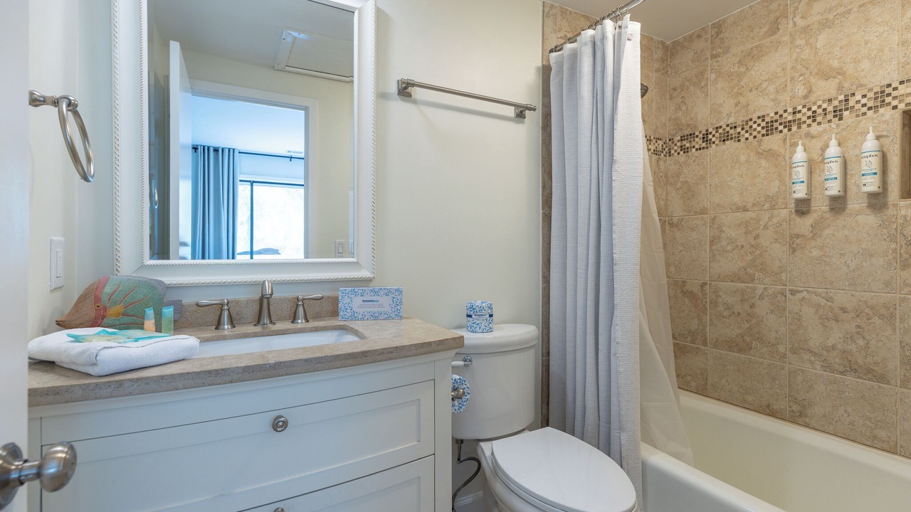Photo of Bathroom in Palmetto Dunes