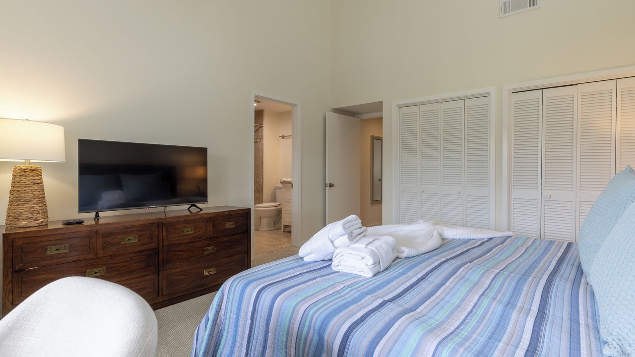 Photo of Bedroom in Palmetto Dunes