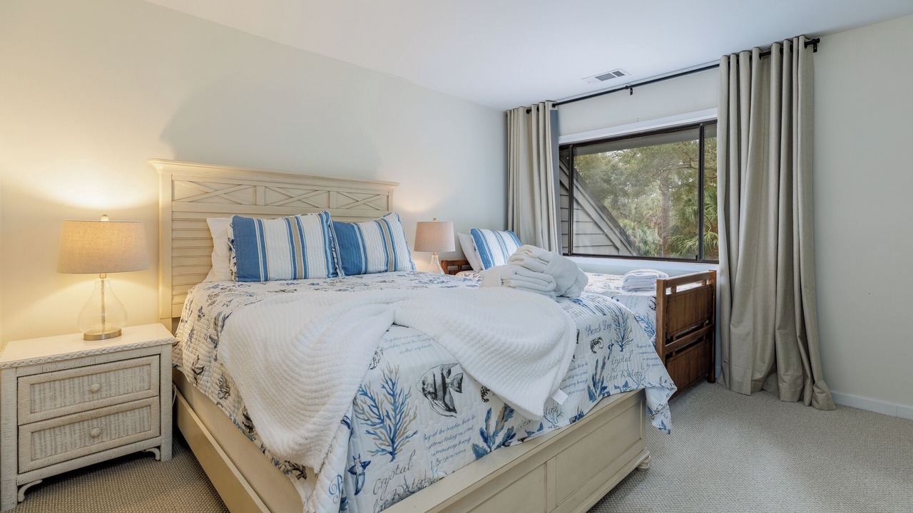 Photo of Bedroom in Palmetto Dunes