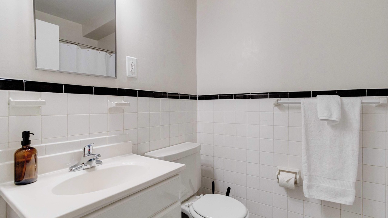 Photo of Bathroom in Downtown Baltimore