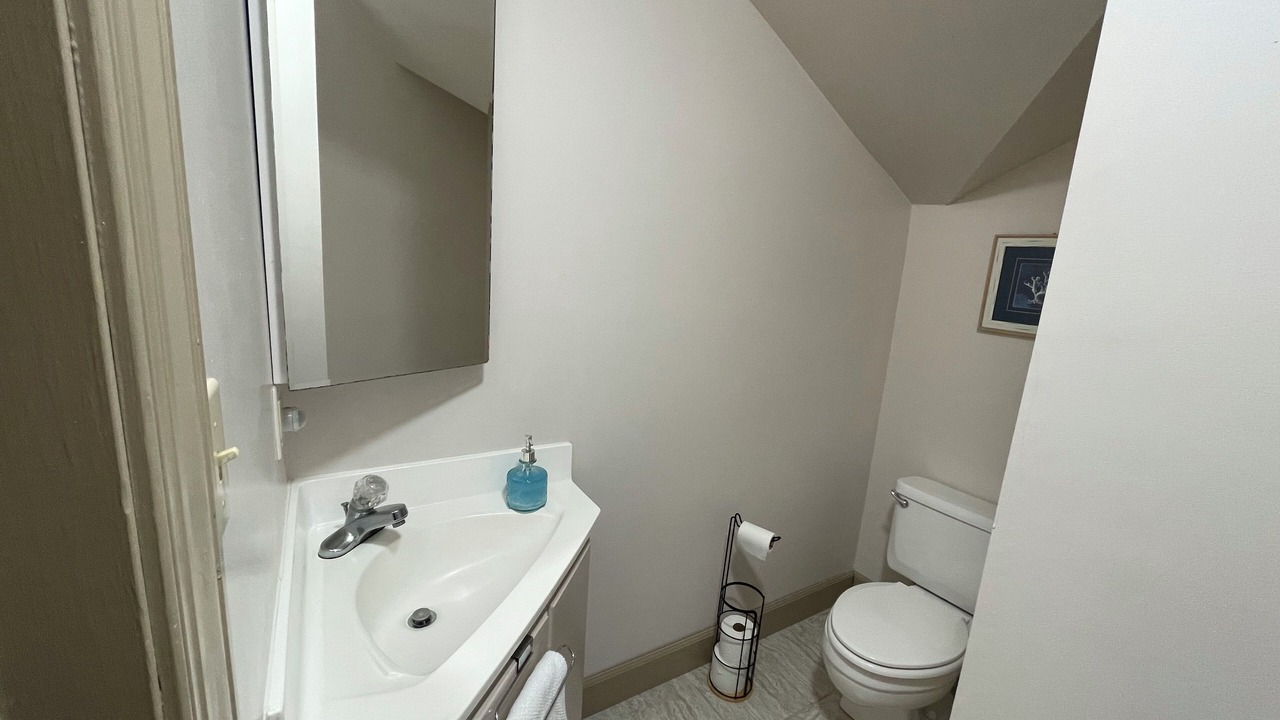 Photo of Bathroom in Durants Neck