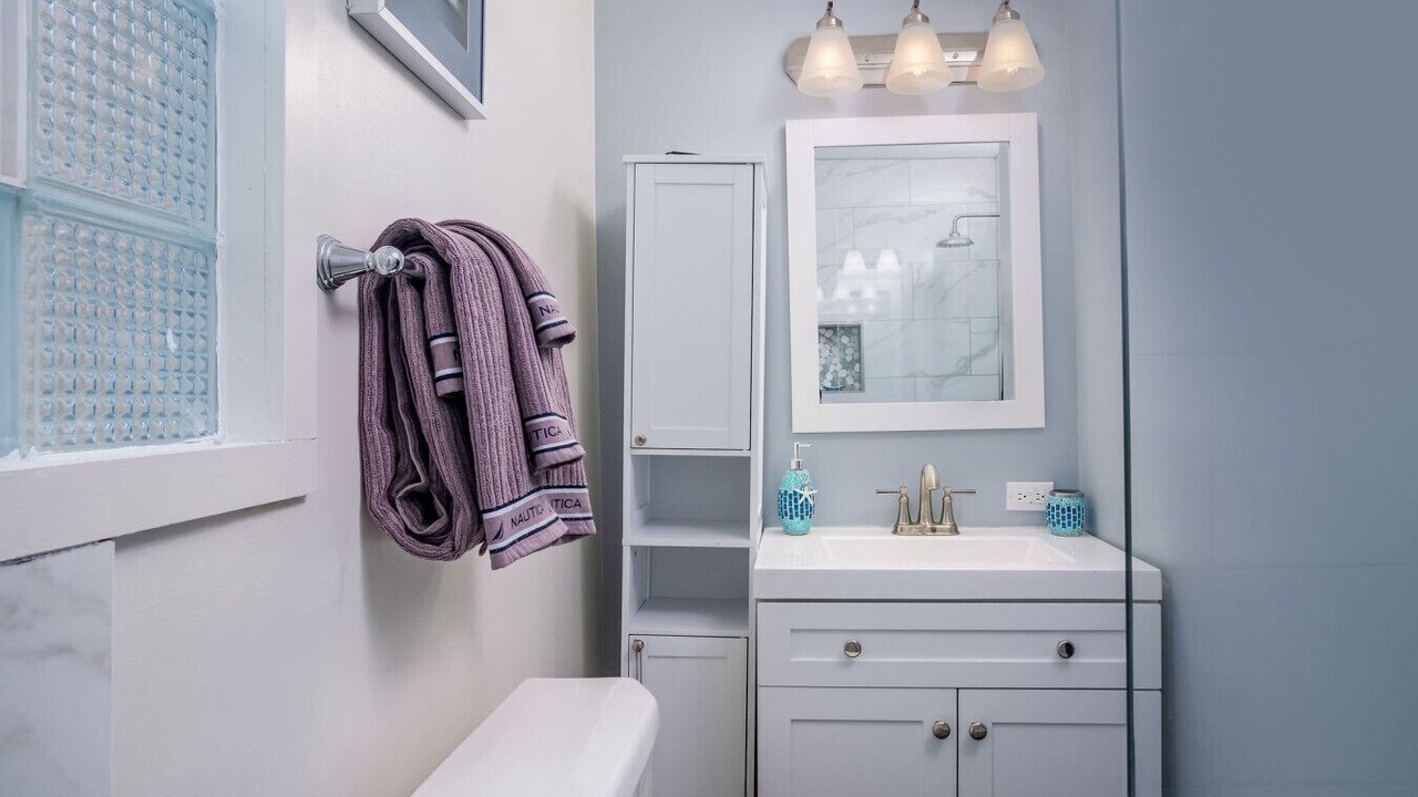 Photo of Bathroom in Fox Lake