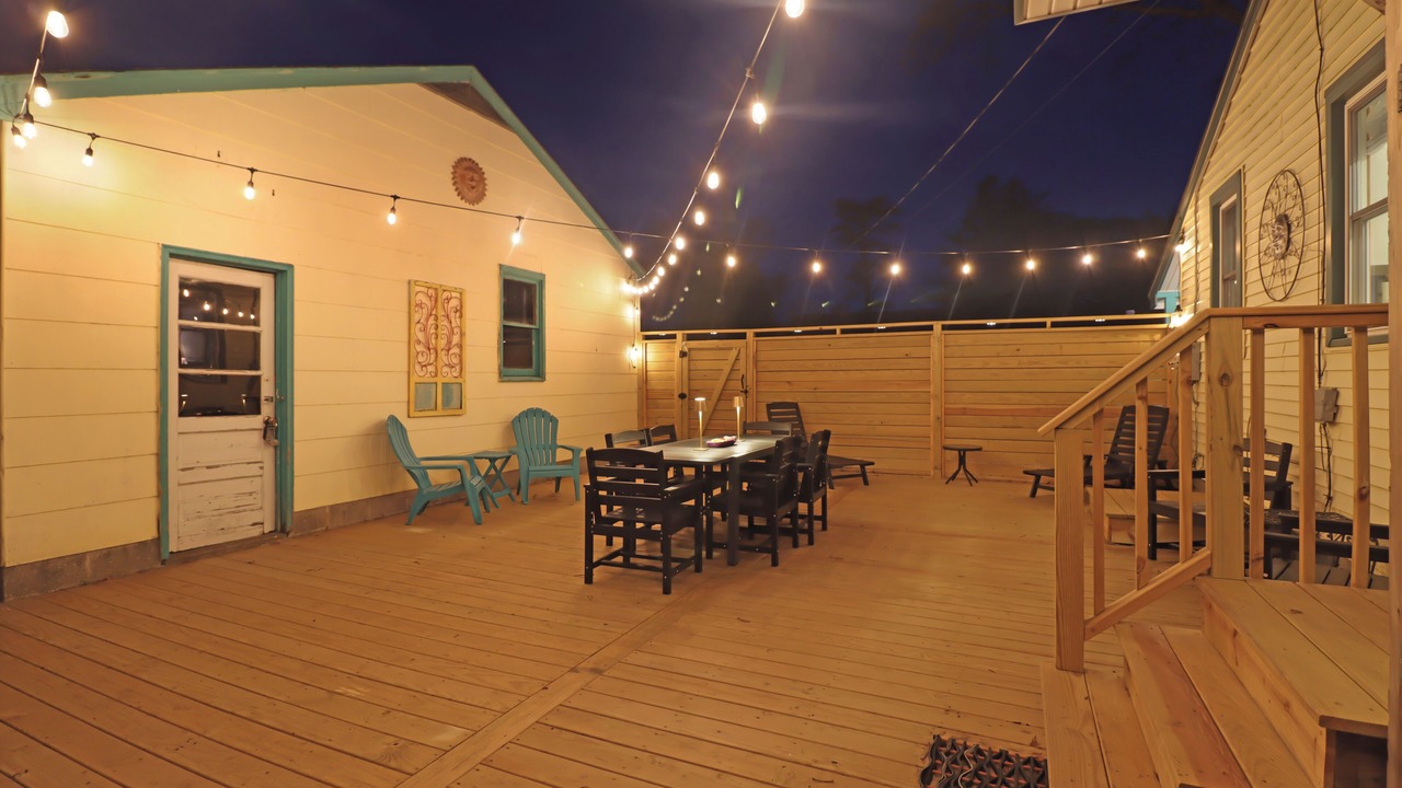 Photo of Outdoor in Town Bank