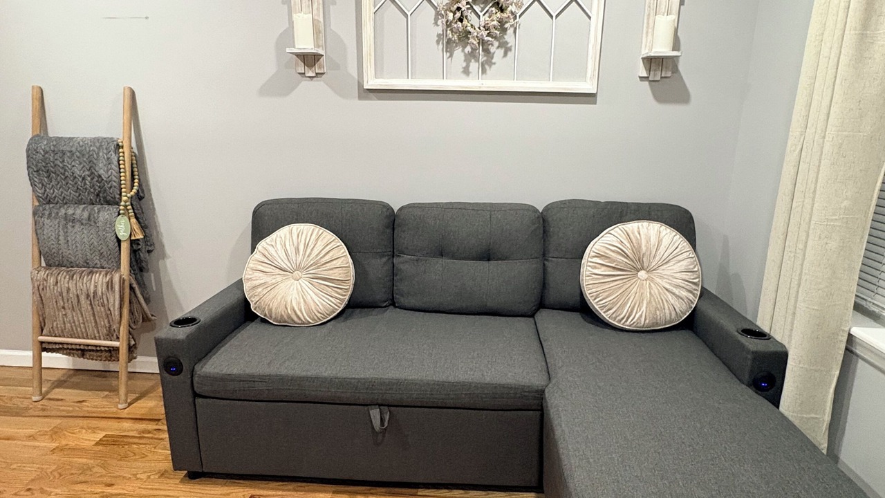 Photo of Livingroom in Woodbridge