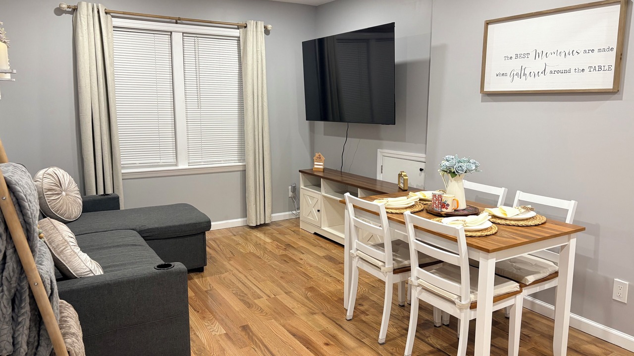 Photo of Livingroom in Woodbridge