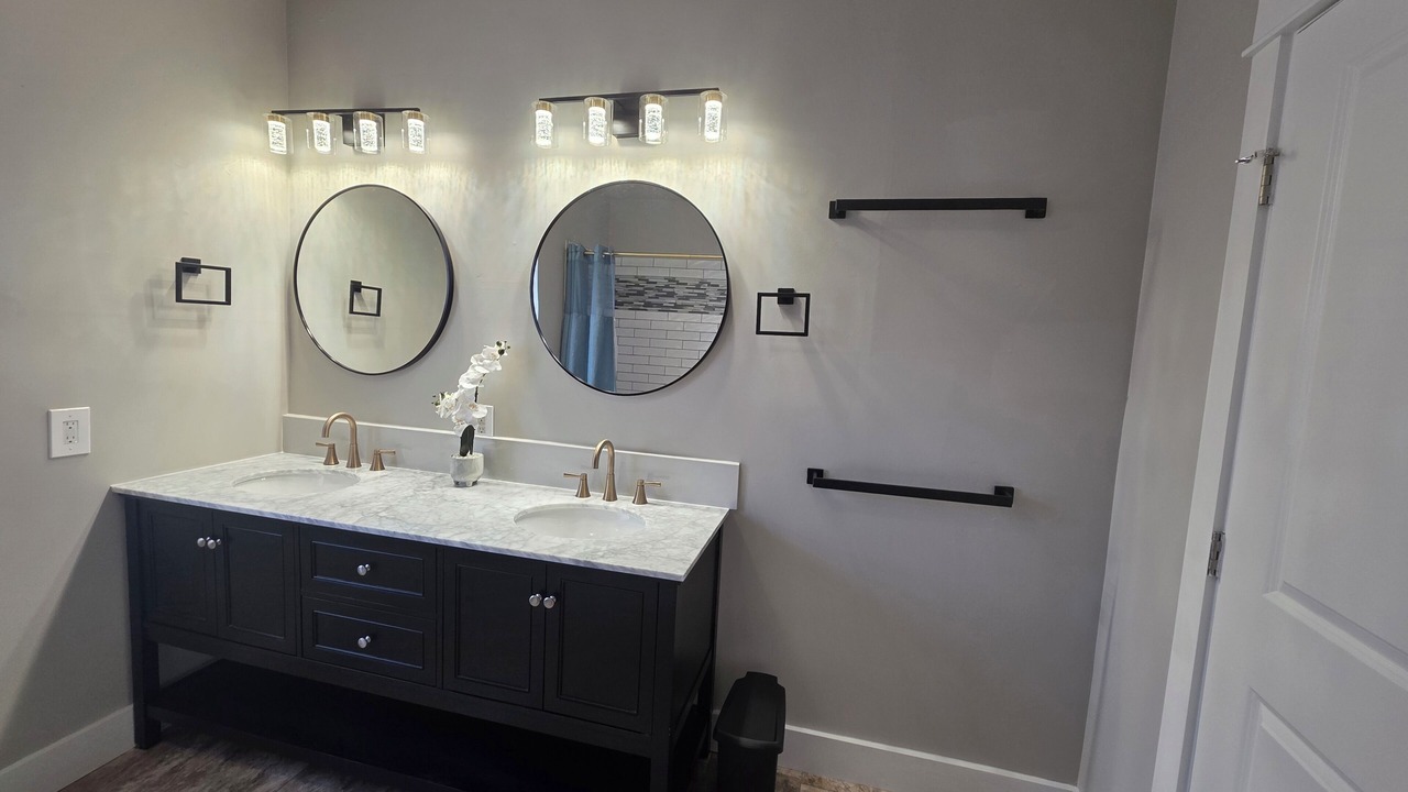 Photo of Bathroom in Little Creek