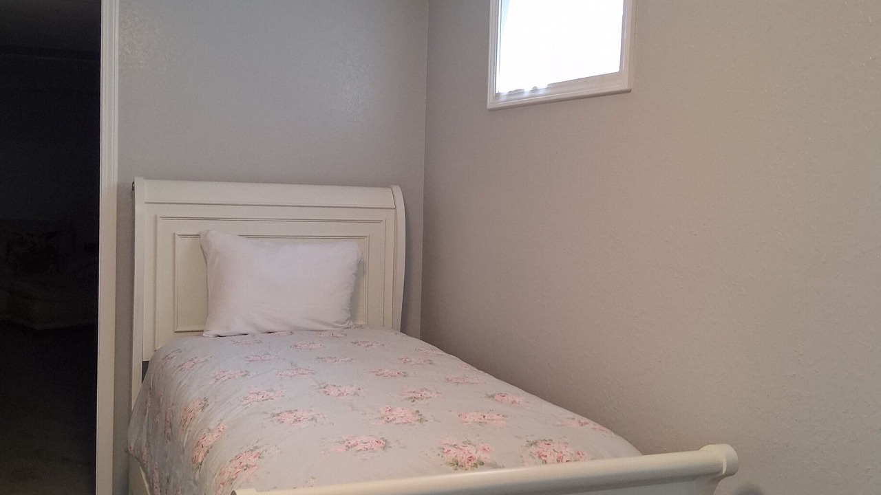 Photo of Bedroom in Oak Grove