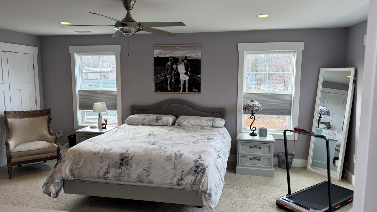 Photo of Bedroom in Fry's Spring