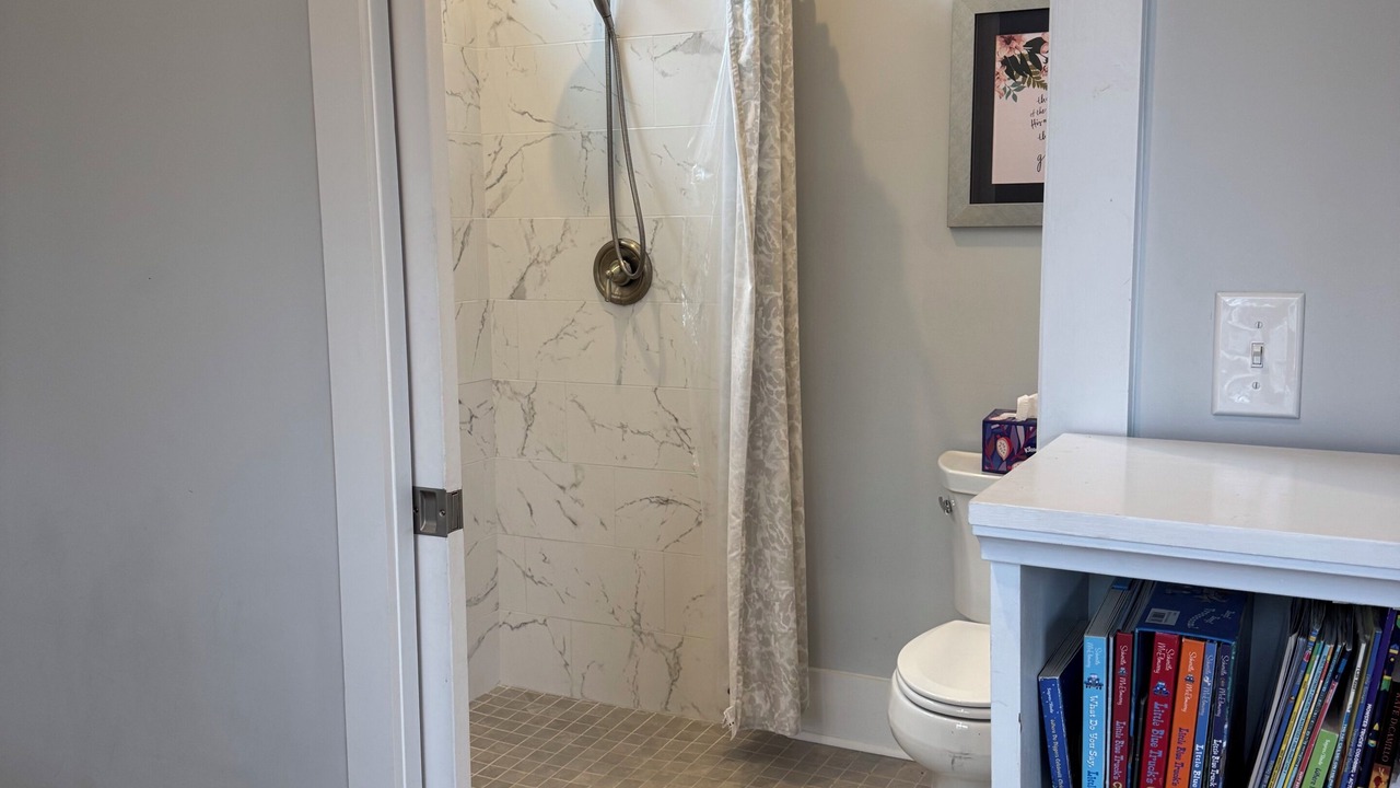 Photo of Bathroom in Fry's Spring