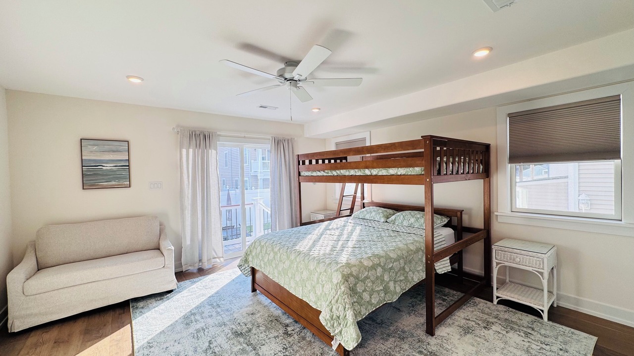 Photo of Bedroom in Townsend's Inlet