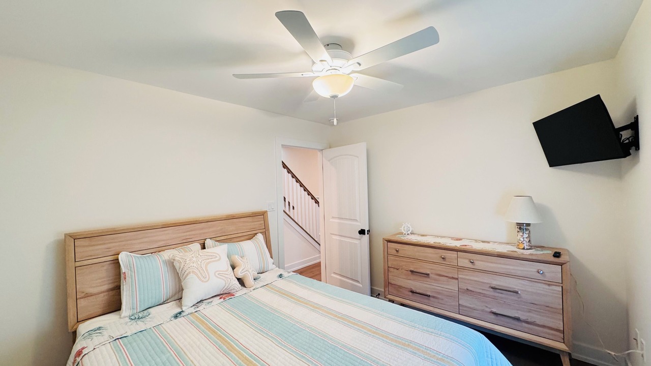 Photo of Bedroom in Townsend's Inlet
