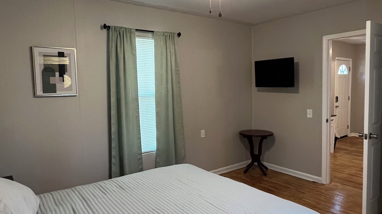 Photo of Bedroom in Mount Berry