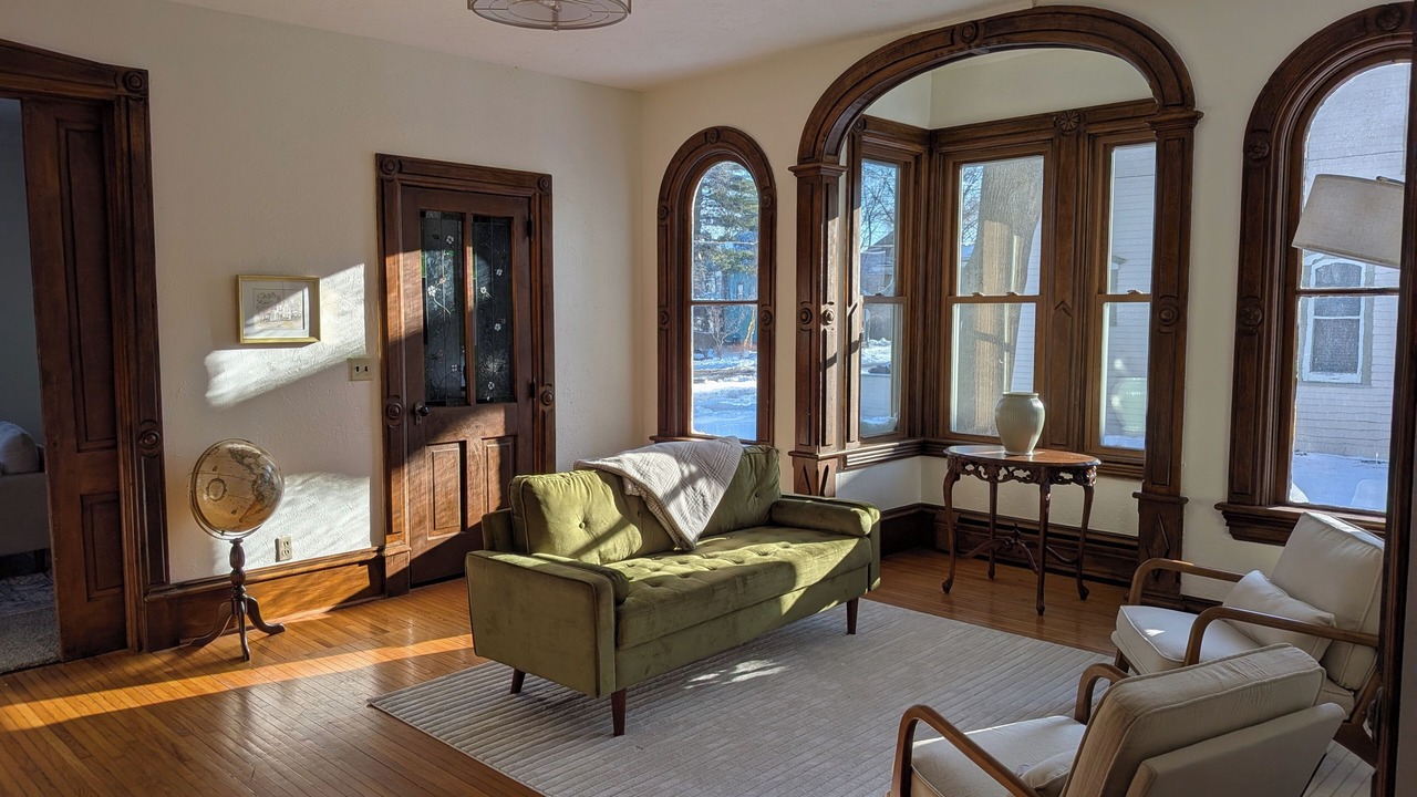Photo of Livingroom in Stoughton
