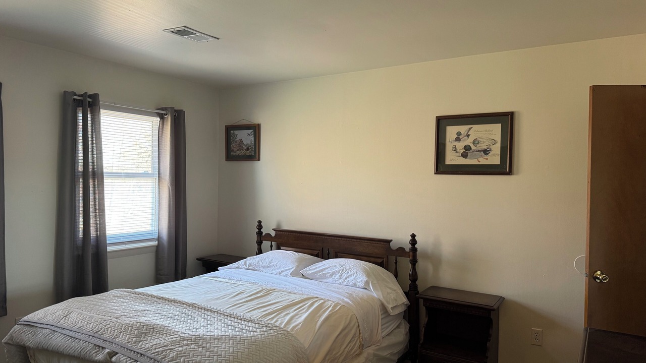 Photo of Bedroom in Dover