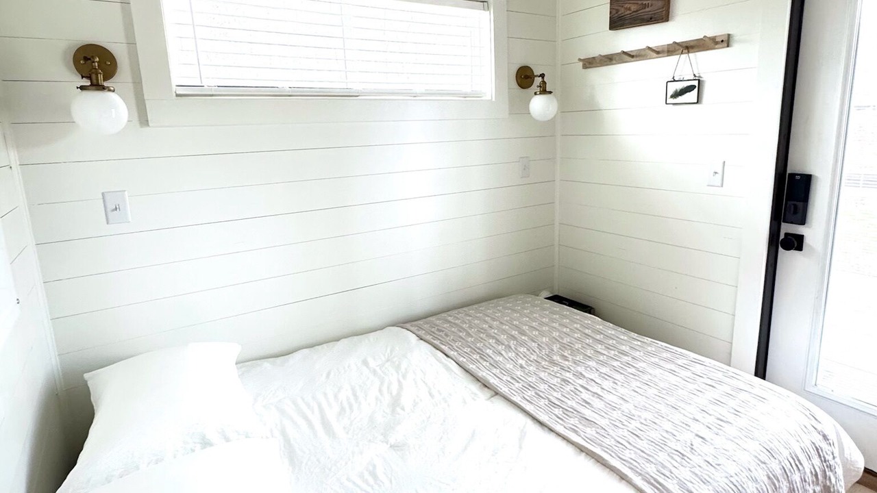 Photo of Bedroom in Tracy City